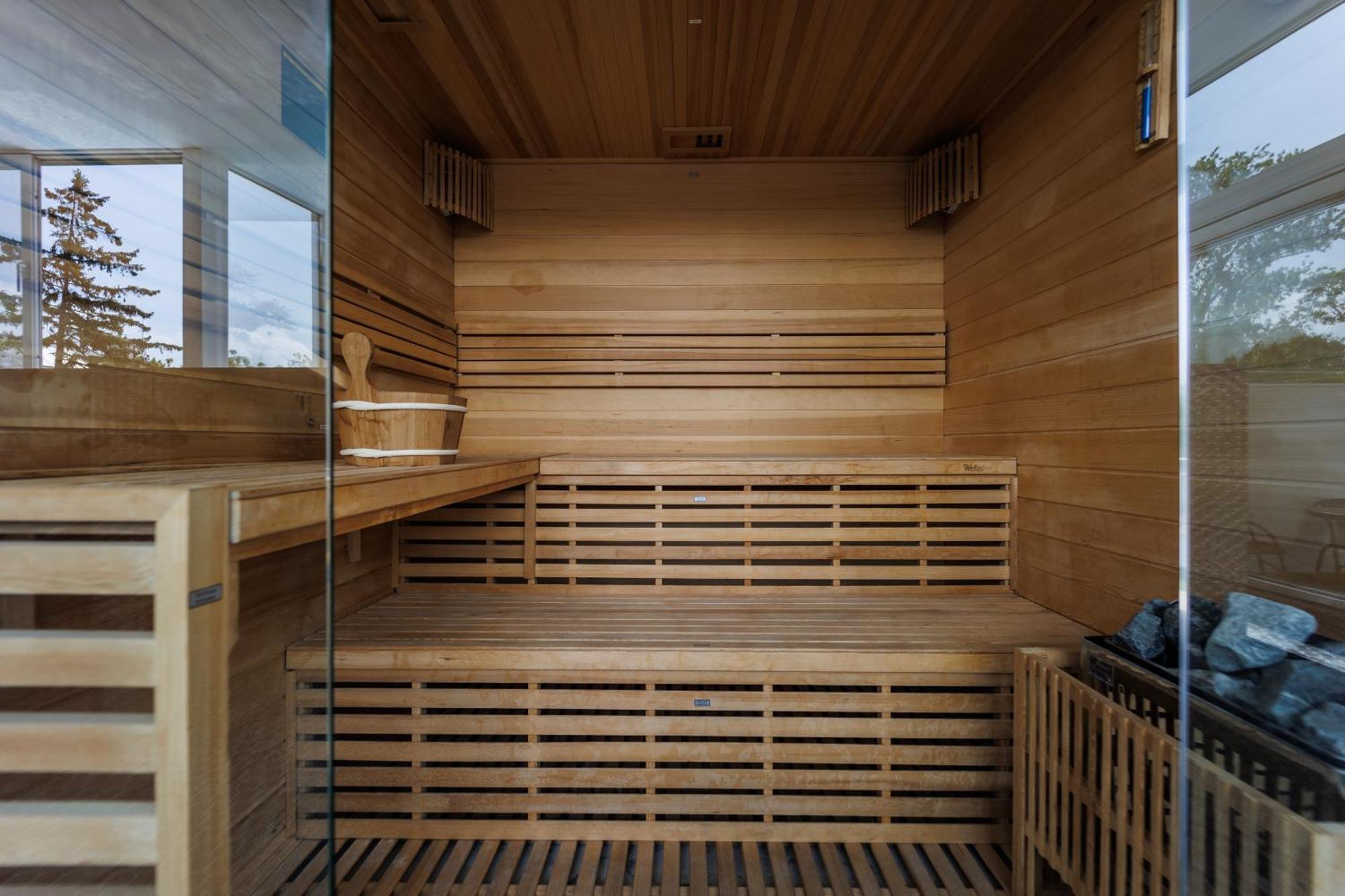 Bauhaus Wellness 204
