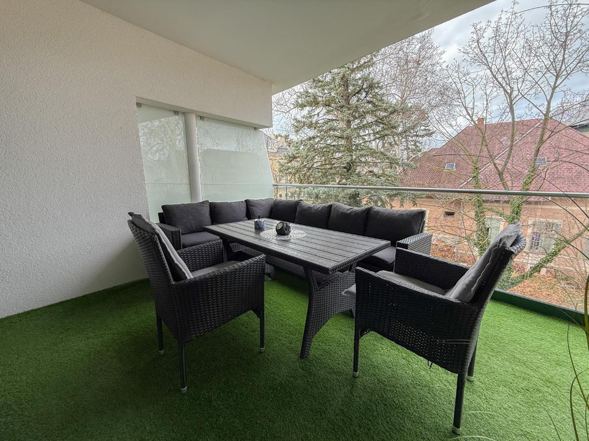 Bauhaus Wellness 204 Apartment *